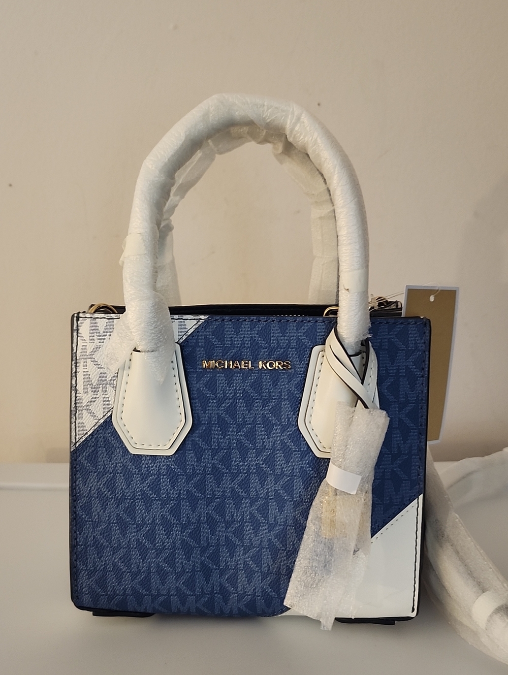 Michael Kors Mercer Crossbody/Tote with Free MK Cardholder/Wallet